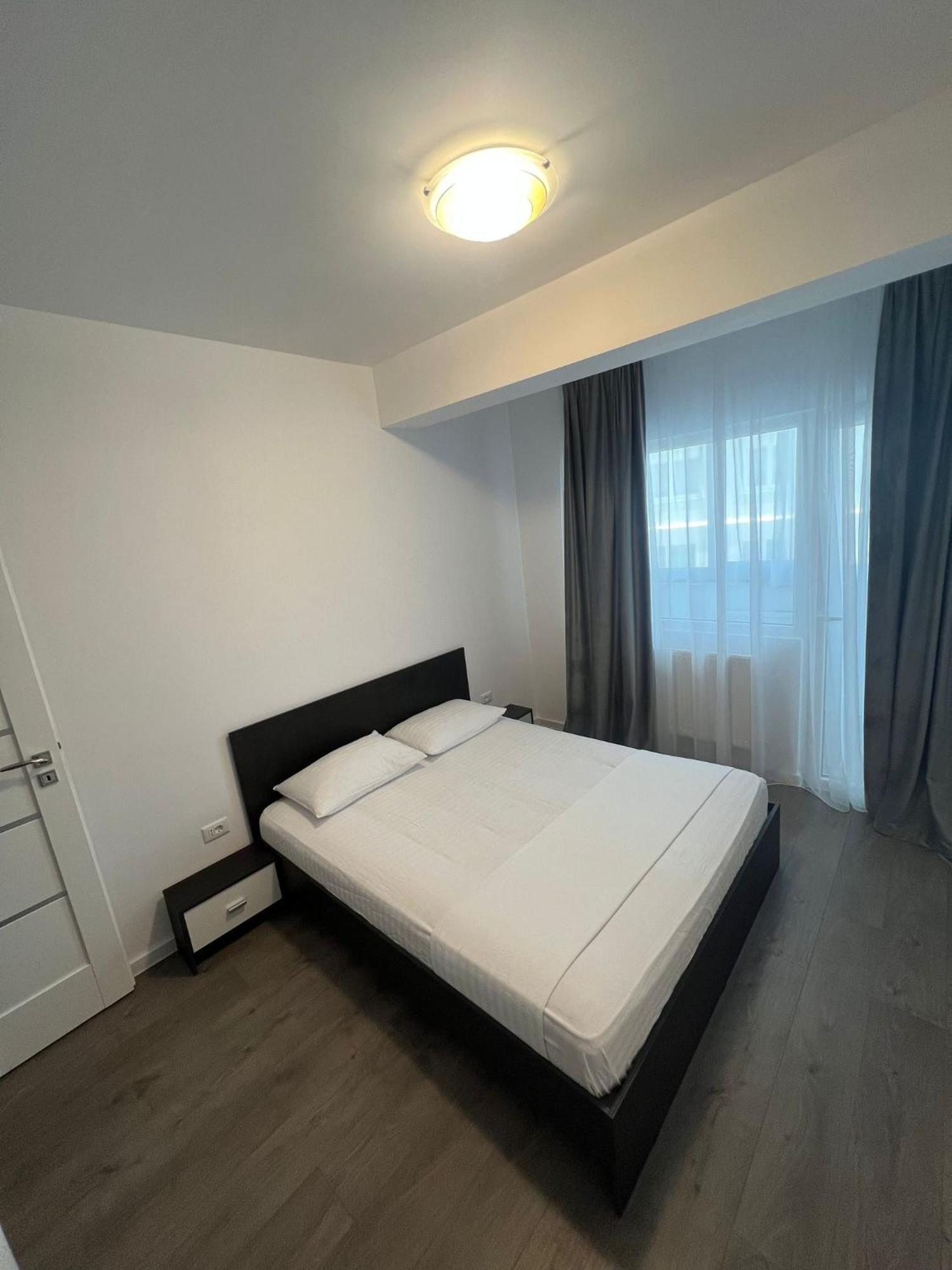 Sunny Accommodation Сучава Экстерьер фото